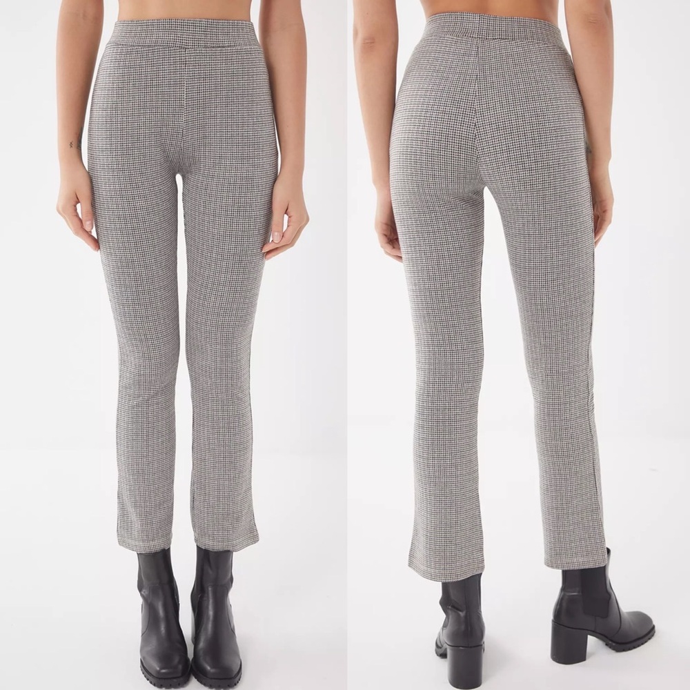 URBAN OUTFITTERS Casey Kick Brown Flare Pants sz SMALL Pull-on Houndstooth Plaid